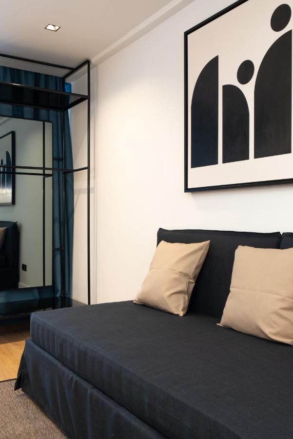 Dion Luxury Suites Athens Exterior photo