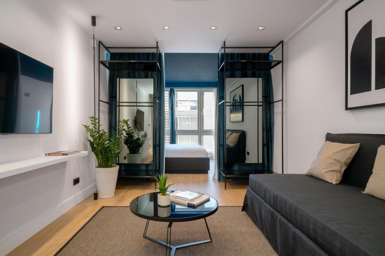 Dion Luxury Suites Athens Exterior photo