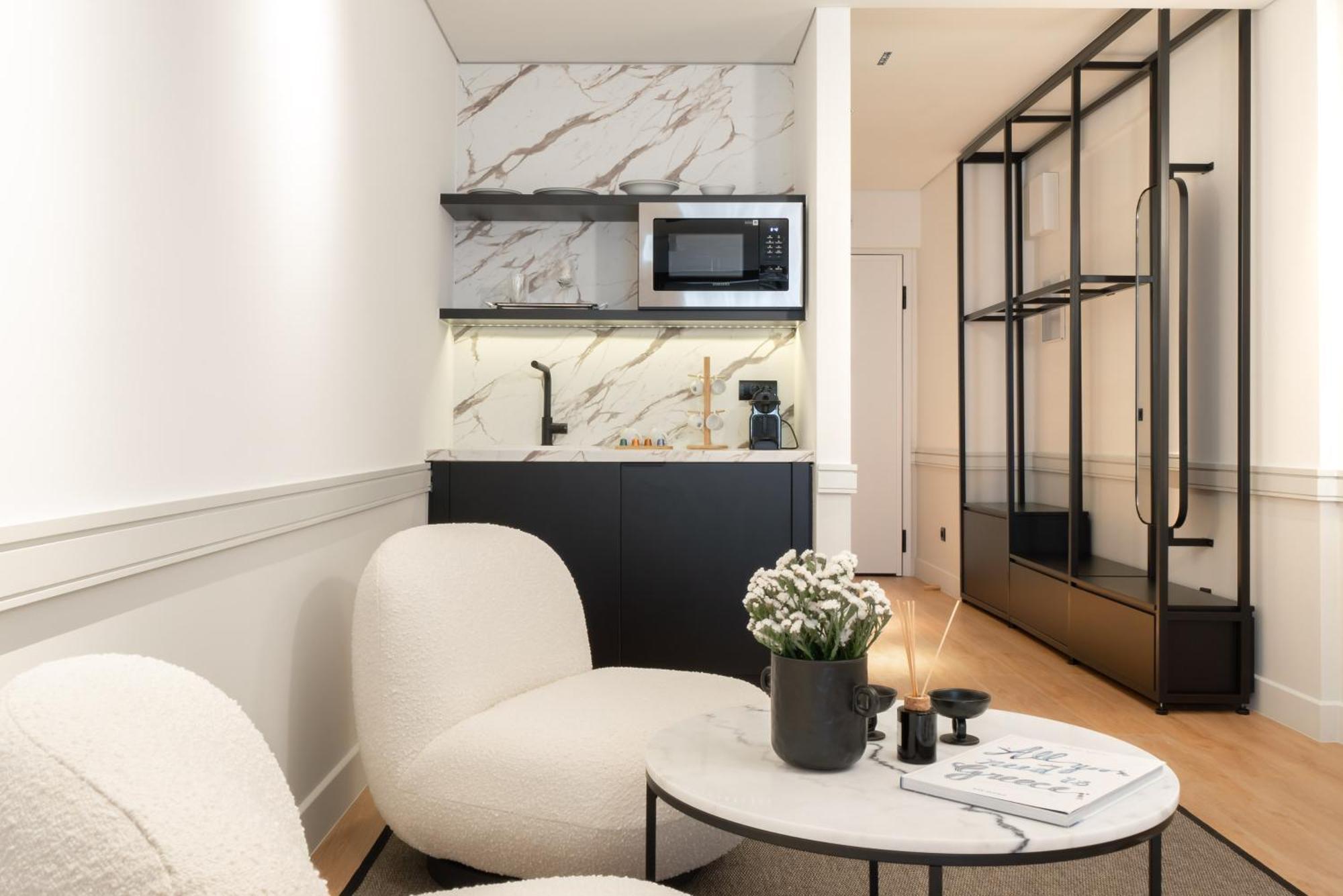 Dion Luxury Suites Athens Exterior photo